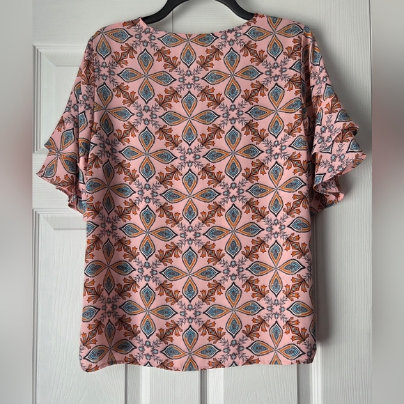 LOFT Geometric Floral V-Neck Ruffle Sleeve Top Size XS - Picture 8 of 12
